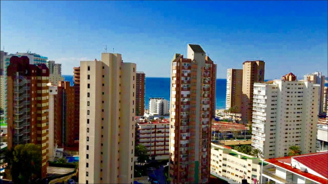 Piscis Of The Sea Benidorm Apartment Luaran gambar